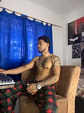 Kylian Alessandro online show from October 21, 12:08 pm