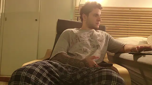 KevinWolf777 online show from March 16, 3:13 am