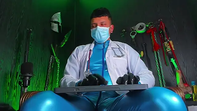 Master Connor BDSM online show from July 13, 10:00 pm