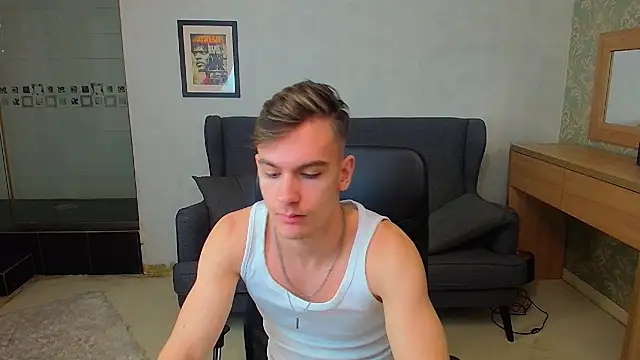 BradyFlint online show from November 25, 5:20 am