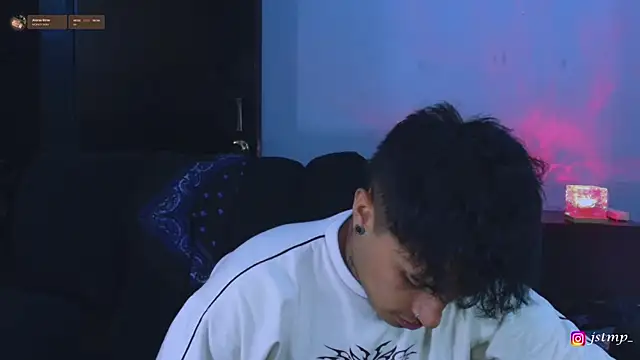 jhon mendoza  online show from November 1, 7:07 pm