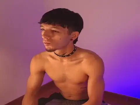 rosse  one online show from November 17, 7:28 pm