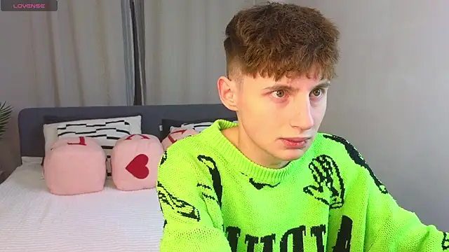 crisp1n online show from November 26, 4:54 pm