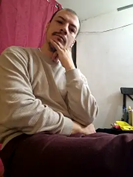 bbyxklaus online show from November 24, 2:18 pm