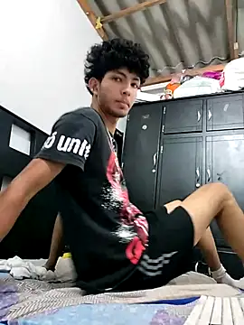 LyliaWood online show from November 4, 1:06 am