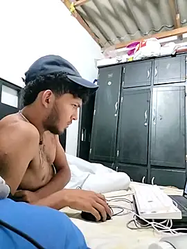 LyliaWood online show from December 16, 8:38 pm