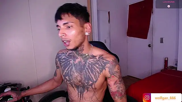 nathan aress6666 online show from April 5, 10:50 pm