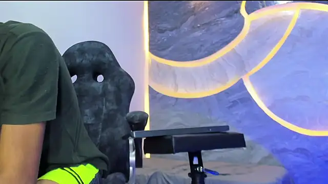 Sex Boy 33  online show from November 18, 4:16 am