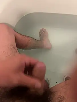 h-kun online show from January 8, 3:06 pm