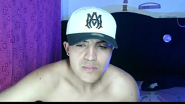 ReferredArtwork online show from November 21, 9:03 pm