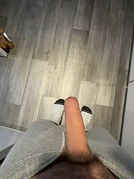 sevenisthemagicnum online show from November 15, 9:11 am