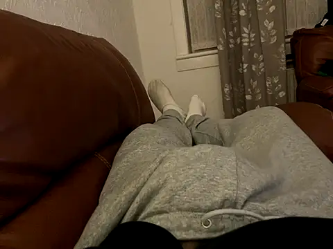 irnbru77 online show from November 11, 9:09 pm