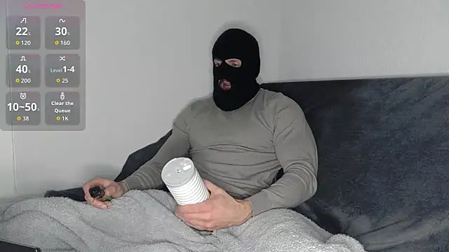 Masked Bull38 Uk online show from December 15, 7:22 pm