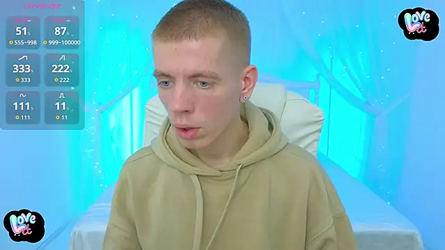 Cristian  Dior online show from October 24, 5:36 pm