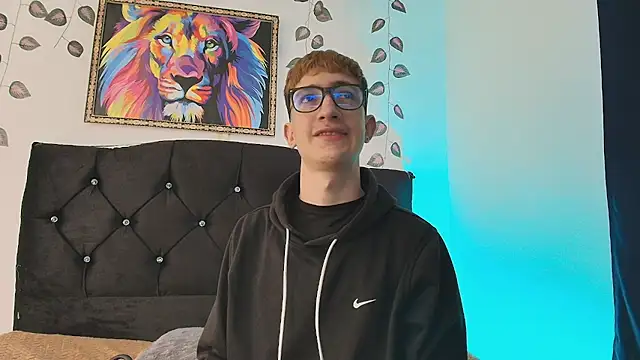 Erick Taylor3 online show from December 1, 6:00 pm