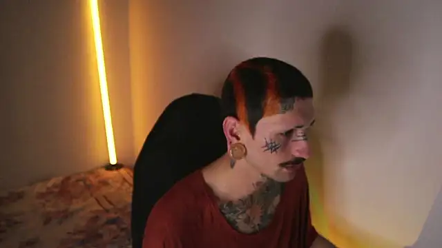 TokyoHatsumoto online show from March 20, 12:25 am