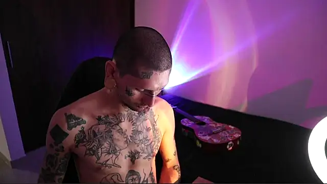 TokyoHatsumoto online show from December 19, 2:41 am