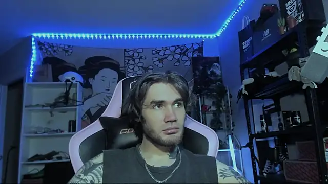 Go V Cs online show from November 10, 4:45 pm