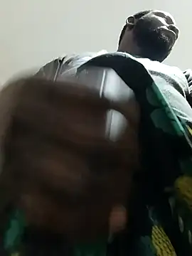 shoodly99 online show from April 12, 3:42 am