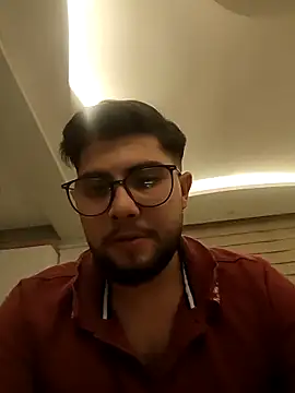 Mstfaavan64 online show from April 14, 1:27 am