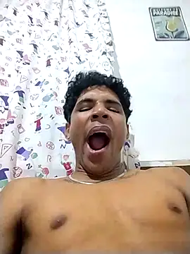 Alex Sweeting online show from February 15, 9:45 pm