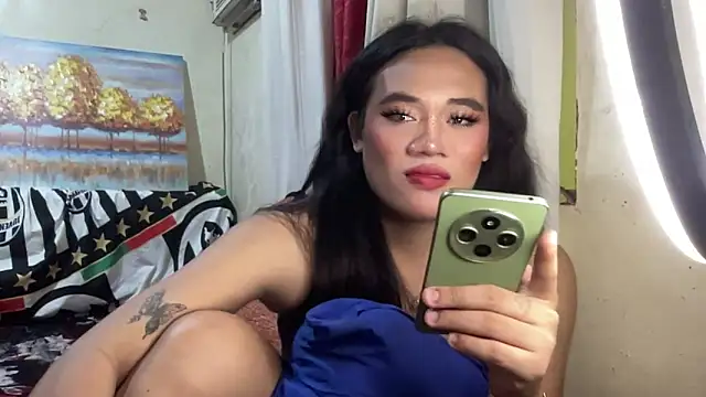 untouchable mia online show from November 25, 1:57 pm