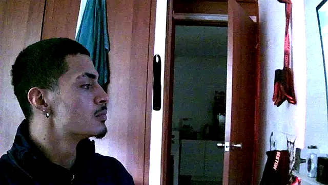 kai storm420 online show from December 5, 6:26 pm