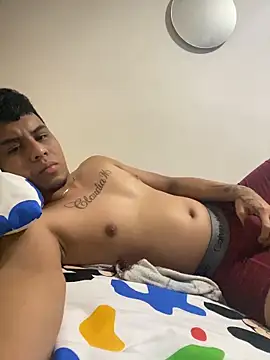 MichaManu7 online show from November 12, 4:40 am