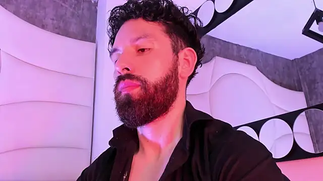 jackfoden01 online show from December 17, 1:18 pm