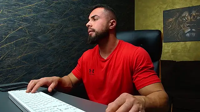 HayesWood online show from November 9, 6:06 am