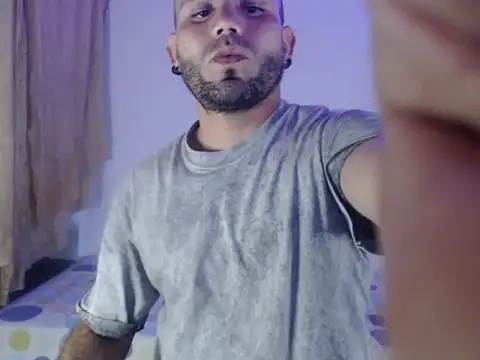 marek secrett online show from November 4, 8:32 pm