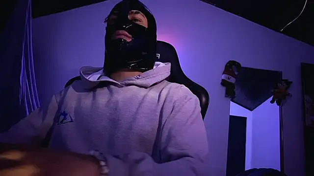 3v1l online show from November 27, 4:16 am