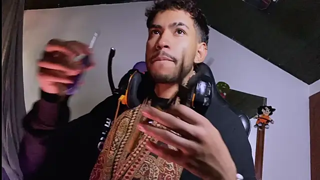 3v1l online show from December 18, 8:16 pm