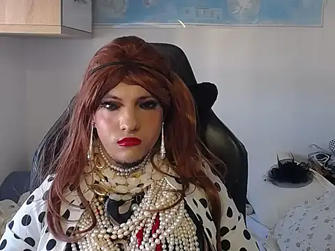 VanesaCrossic online show from September 19, 7:42 am