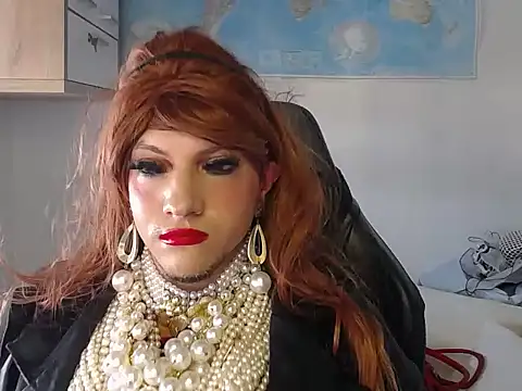 VanesaCrossic online show from October 11, 8:07 am