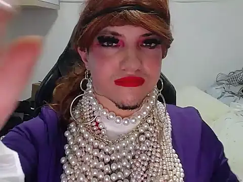 VanesaCrossic online show from February 3, 9:47 am