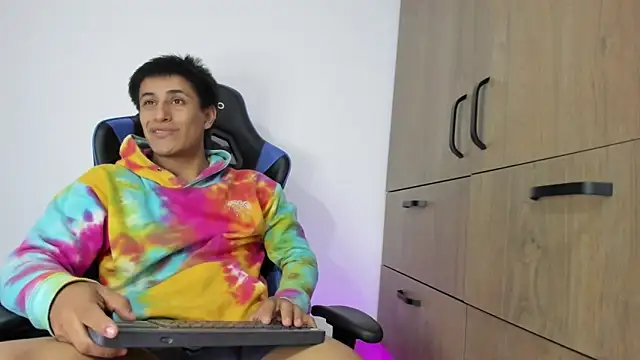 dorman boy online show from November 22, 3:28 am