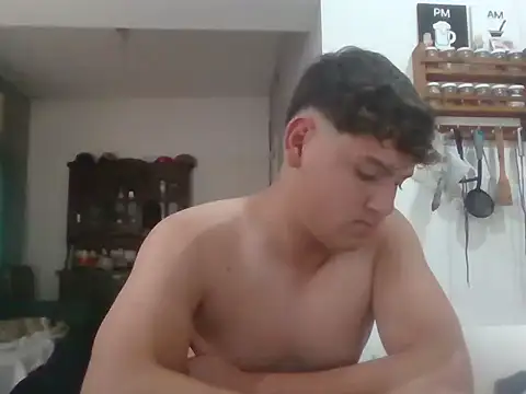 Myboy0020 online show from January 10, 8:11 pm