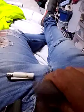 KARNEs24666 online show from April 10, 11:34 pm