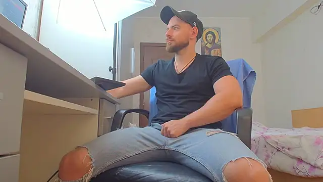 Ryanstone  online show from July 25, 7:49 am