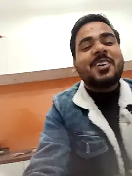 naughtyboyjii online show from December 19, 5:15 am