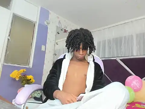 Santy bigcock 01 online show from December 15, 2:47 pm