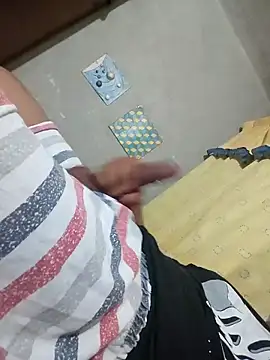 deduardo1302 online show from December 17, 6:31 am