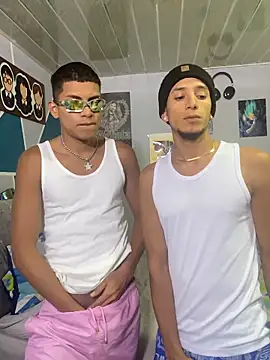 Mike and Rayan online show from March 28, 3:40 am