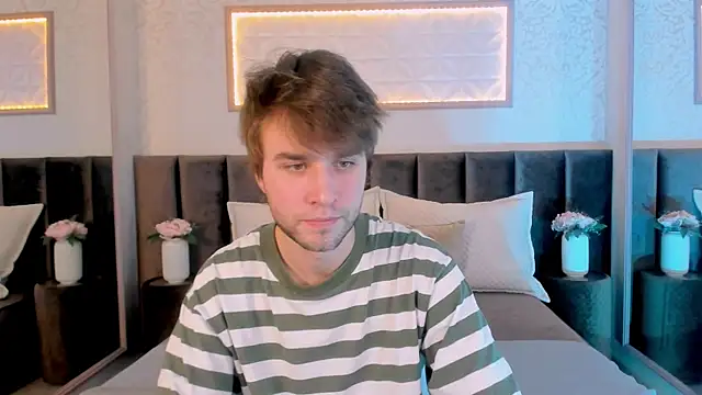 JonnahHell online show from December 19, 1:41 pm