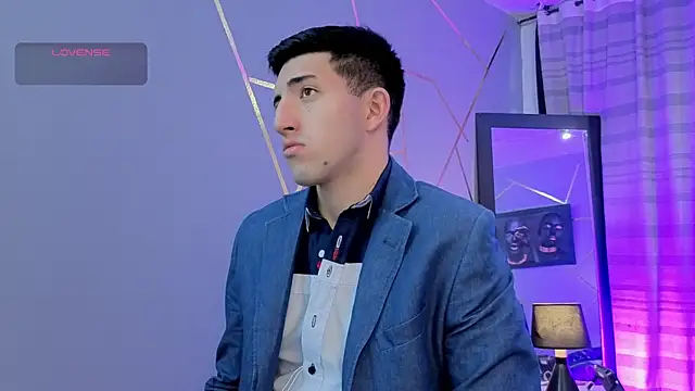 Un Sluttyy online show from November 29, 11:45 am