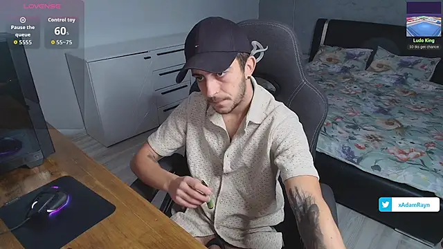 adamrayn online show from November 9, 6:45 pm