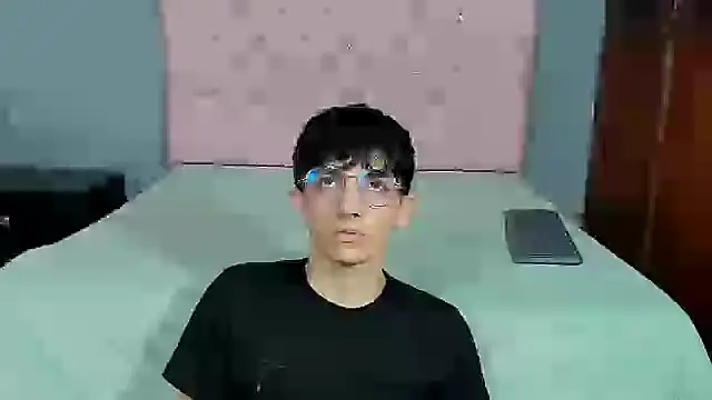 ElanGiraldo online show from January 11, 11:41 pm