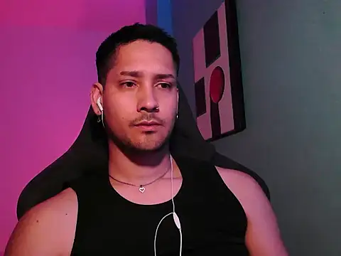 Abruptoinusual online show from November 18, 10:34 pm