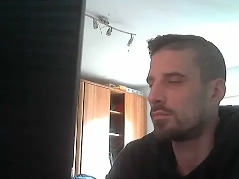 Sanjaa72 online show from November 10, 9:36 am